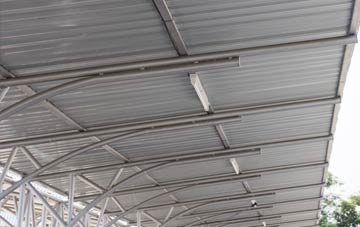 installing Howt Green metal roofing